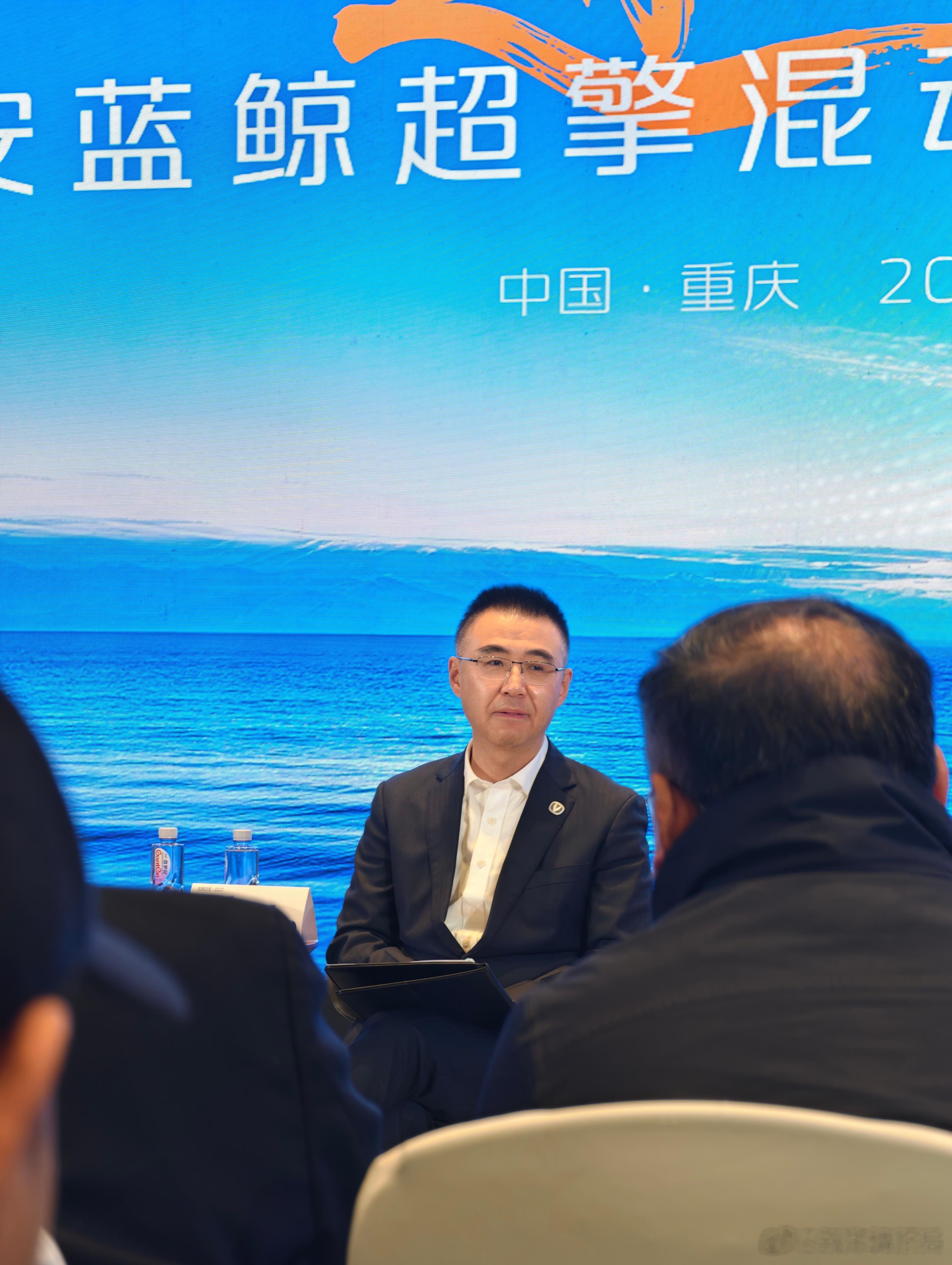 长安汽车呼吁中国车企共同进化杨大勇称长安HEV不是抢PHEV市场在长安汽车蓝鲸超