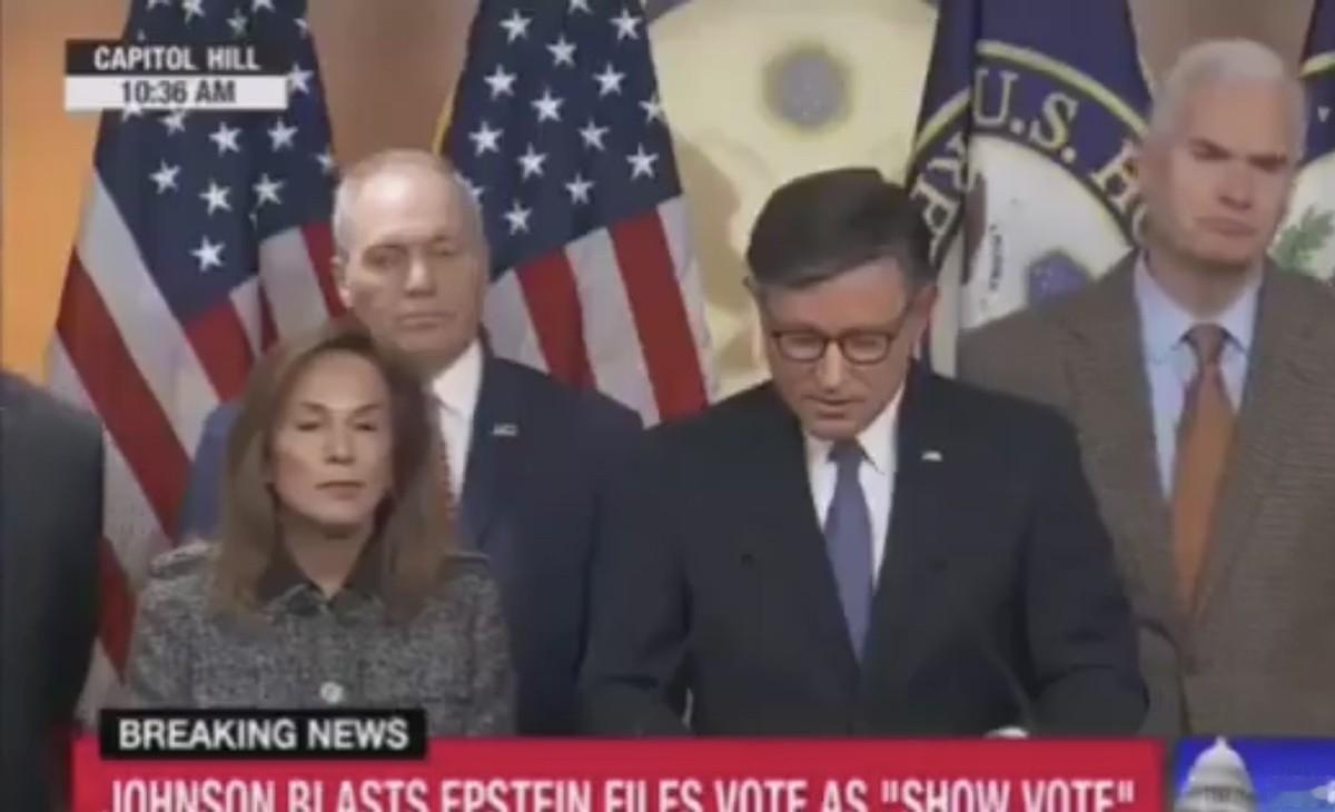 美国众议长迈克·约翰逊表示，爱泼斯坦档案无法不做删减就公开，因为其中包含情报机构