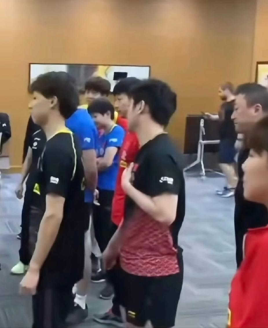 考古成功！第一次刷到这张