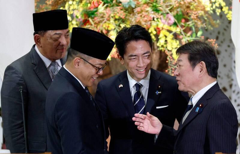 印尼兴高采烈跟日本签完防务协议，还认为：中国不会介意。2026年5月4日，