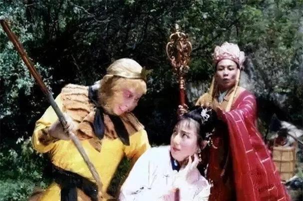 今日话题：三打白骨精中唐僧为何不相信悟空？？？网友甲：说实话，唐僧真的有点善