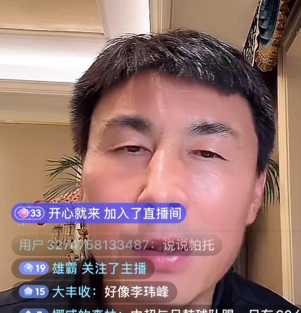 前国脚李玮锋回忆起了巴西球星帕托。他认为帕托可能是最接地气的外援了。在天津，帕托