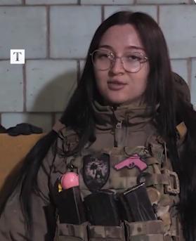 图文：怀孕4个月的乌军重型无人轰炸机女操作员仍在前线作战“我想击毙尽可能多的