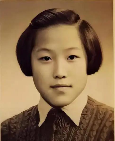 🐼1971年，陕西一个老光棍图便宜，娶了小自己10岁又坐过牢房的女大学生，