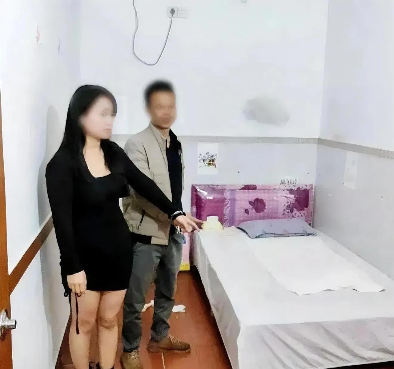 脸都不要了！山东一男子，扫码付了400元女票资，女方刚脱衣服，他开灯一看：跟照片