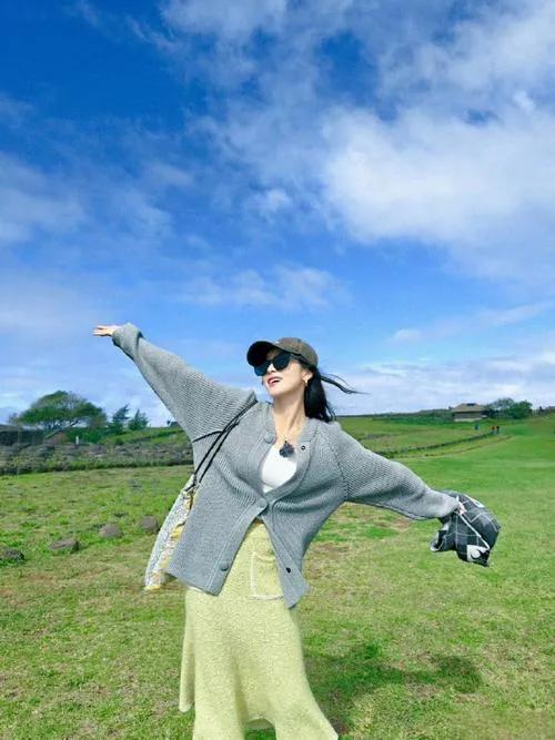 30岁就退休的美女，让多少人羡慕[捂脸哭]2月4日，一媒体报道，一96年出生女生