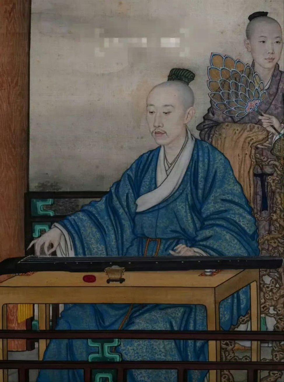 这是据称郎世宁所绘的乾隆皇帝写实肖像，展现了他真实的面部特征，例如狭长的眼睛、胡