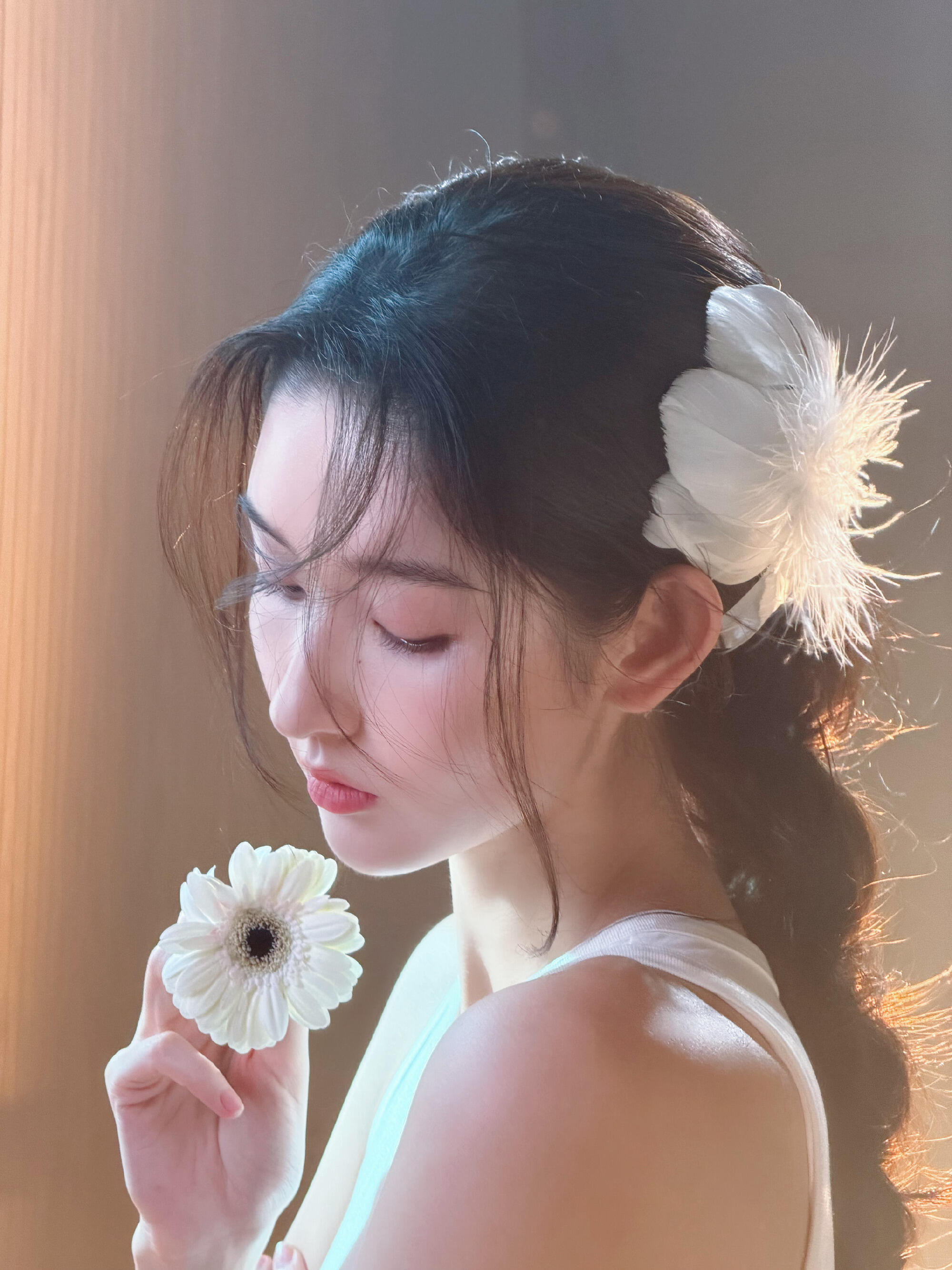 王玉雯优美身段像极了还没毕业的大学生