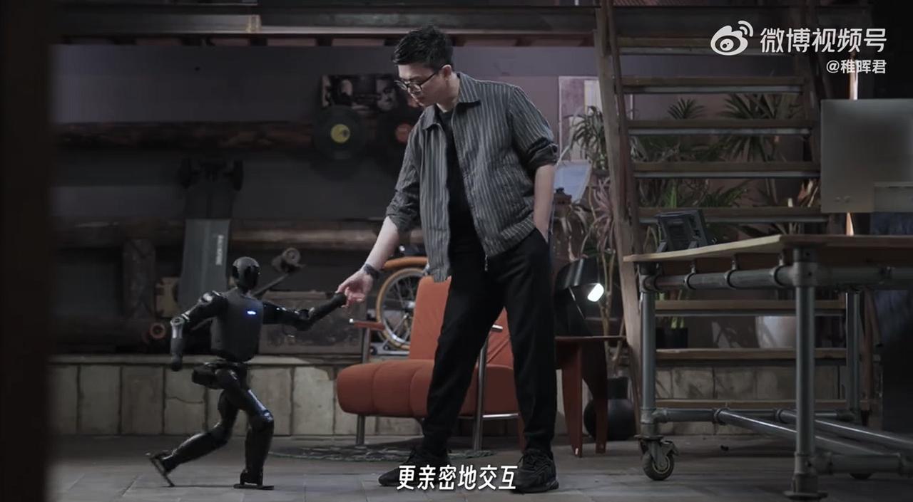 小尺寸人形机器人做全身力控最大的拦路虎在关节模组——既要足够小又要出力密度够高还