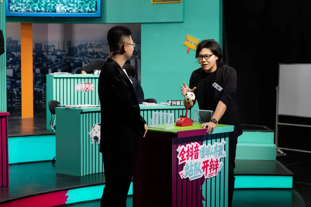 三十天瘦了16斤了 纯饿 一天一顿饭 四个鸡蛋一朵西兰花 一块南瓜或者...