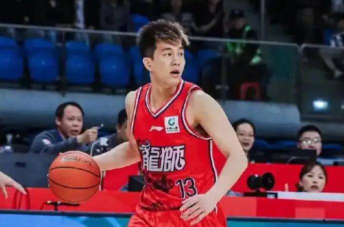 郭艾伦遭熟人诈骗近千万元公安机关已正式立案→（编辑：周全）