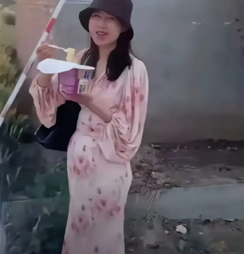 彩礼一千万的成都泡面姐，难道她前任一点责任都没有吗？说她在王婆说媒的节目上开口