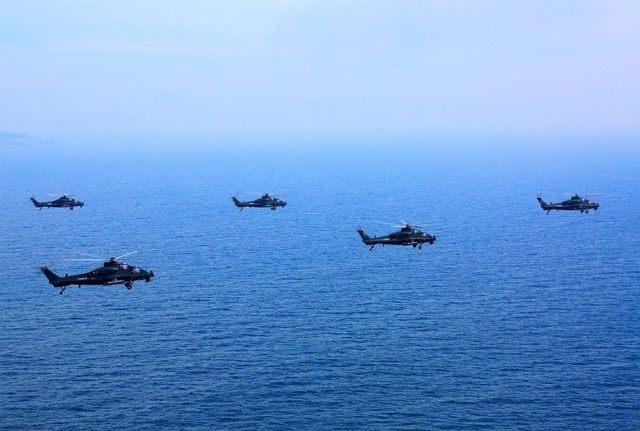 9月6日，澳加军舰强闯台海，武直10火速逼近！当天，在加拿大“魁北克”号导弹