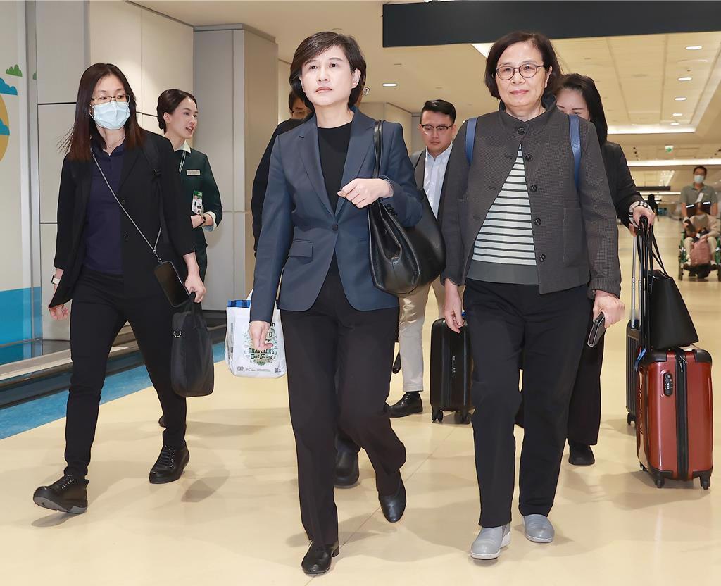 赖清德100亿美金买美农产品，今又被勒索芯片与美“五五分”，各界挞伐之声排山倒海