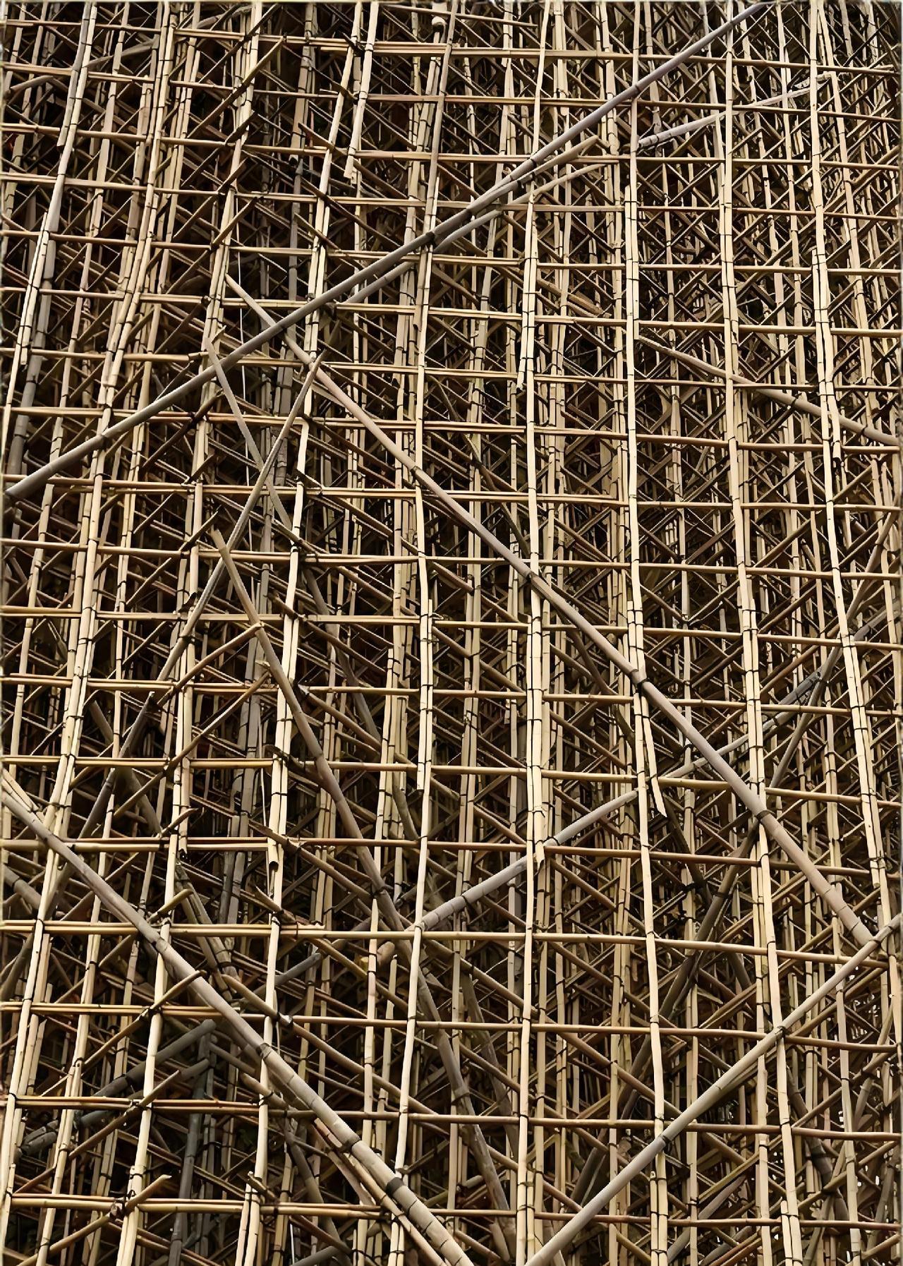 为什么说香港这地方建楼更适合竹制脚手架，而非金属脚手架？听听香港一位脚手架工人怎