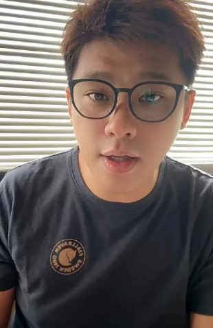 葛斯齐:我在等他自己出来承认错误，在给他机会！刚刚，葛斯齐直播时说:“《爸爸