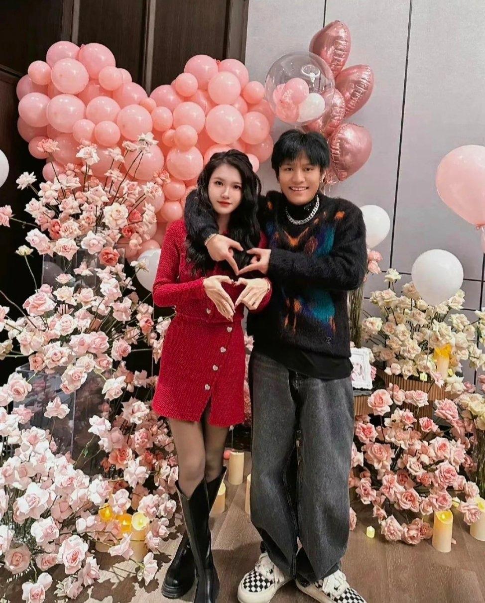 停播一年，三只羊在海外杀疯了？真相没那么简单！去年假月饼风波后，三只