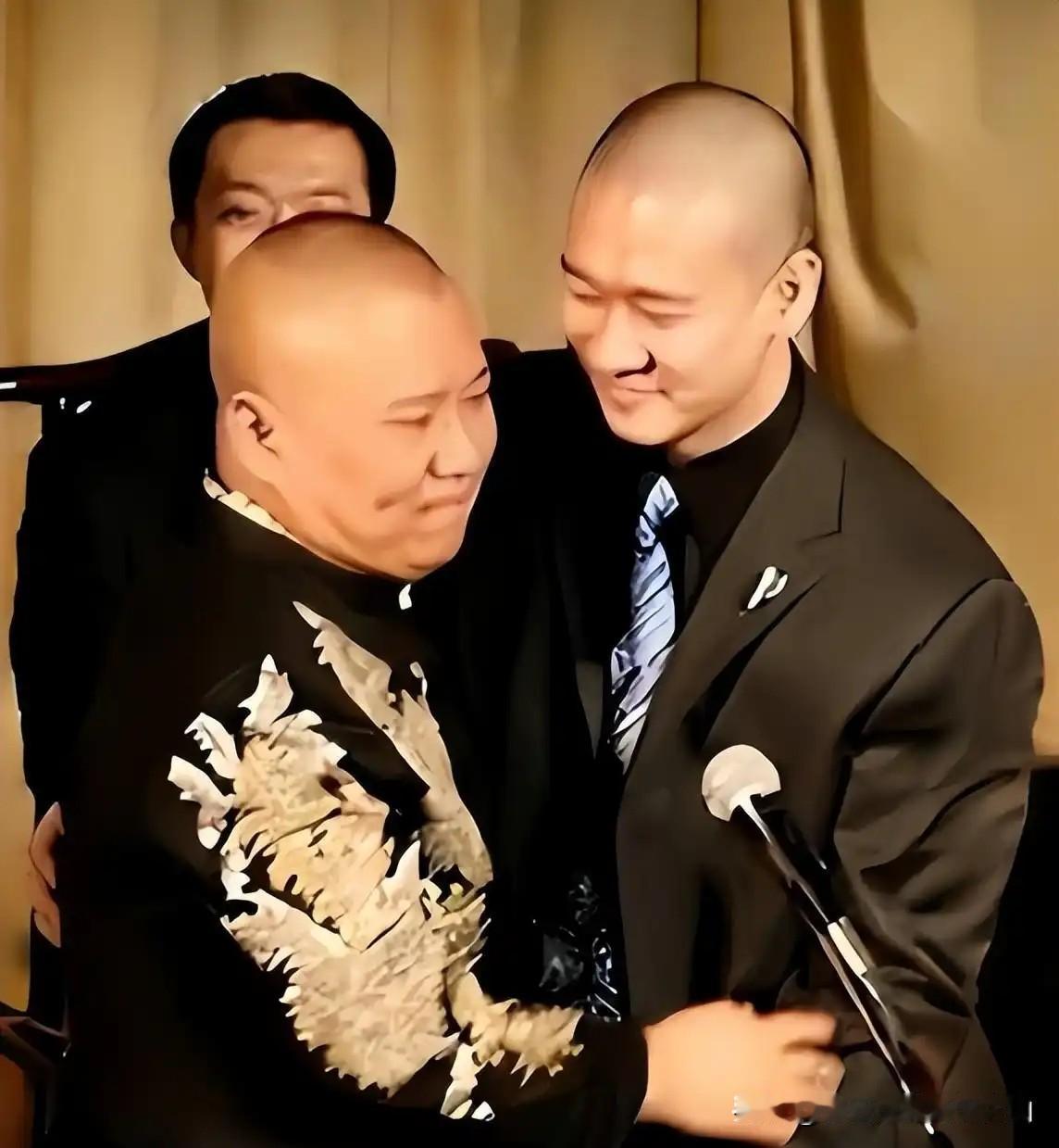 全网逼曹云金大度，堪称娱乐圈最虚伪的双标！受过伤的人，凭什么不许反击？太讽