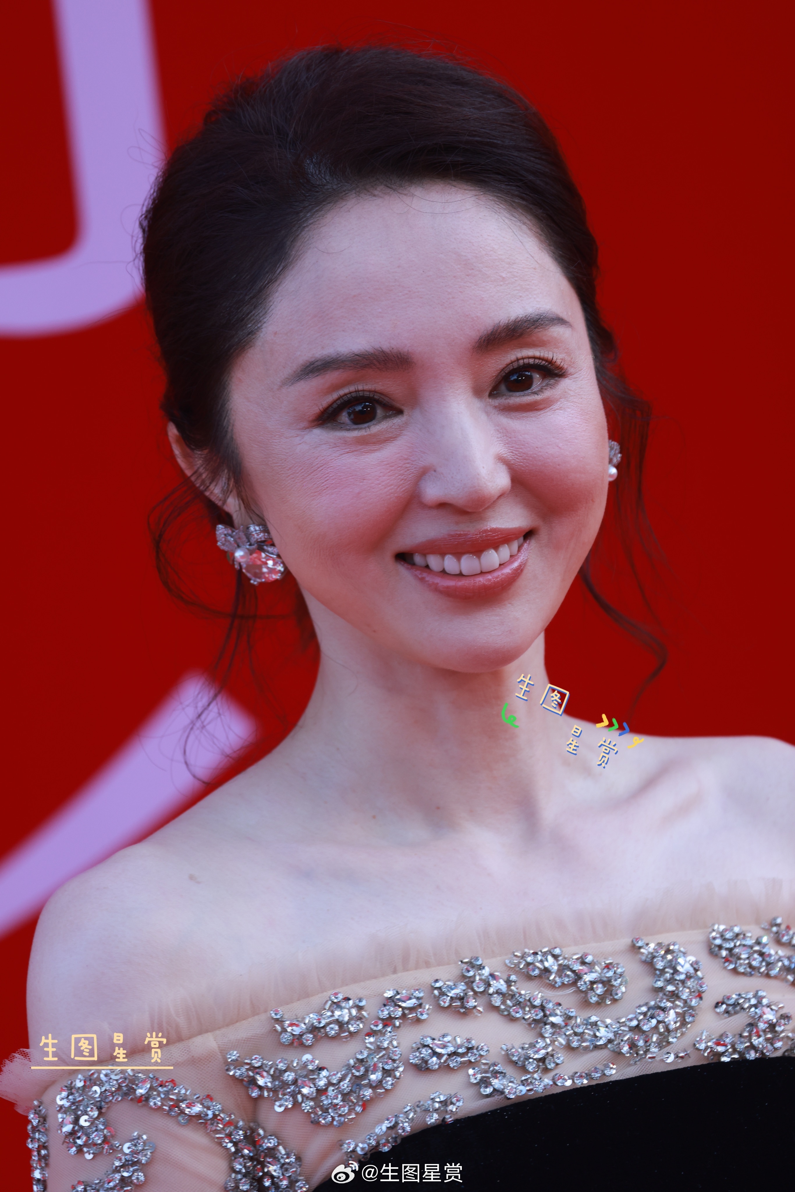董璇红毯原相机拍照，温婉明媚，状态超好哇💐栩栩华生时尚文化大赏​​​