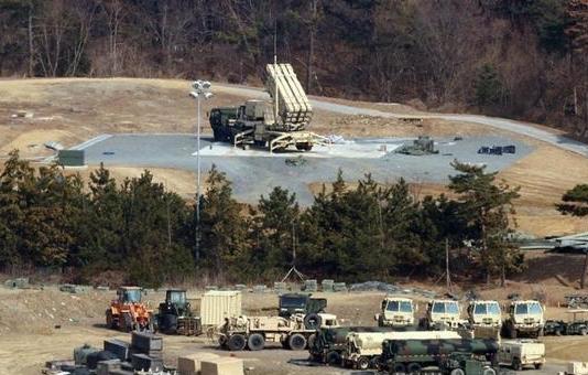 美国人之所以把萨德移出韩国，明面上是因为中东急需，实际上是觉得萨德放在这里不安全