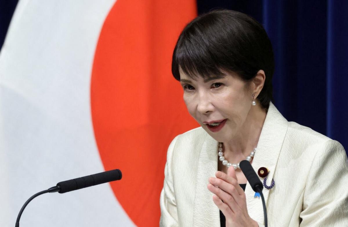 中日争端升级，高市到达美国，中国船列阵，绝不让日本登钓鱼岛！高市的访美行程已经开