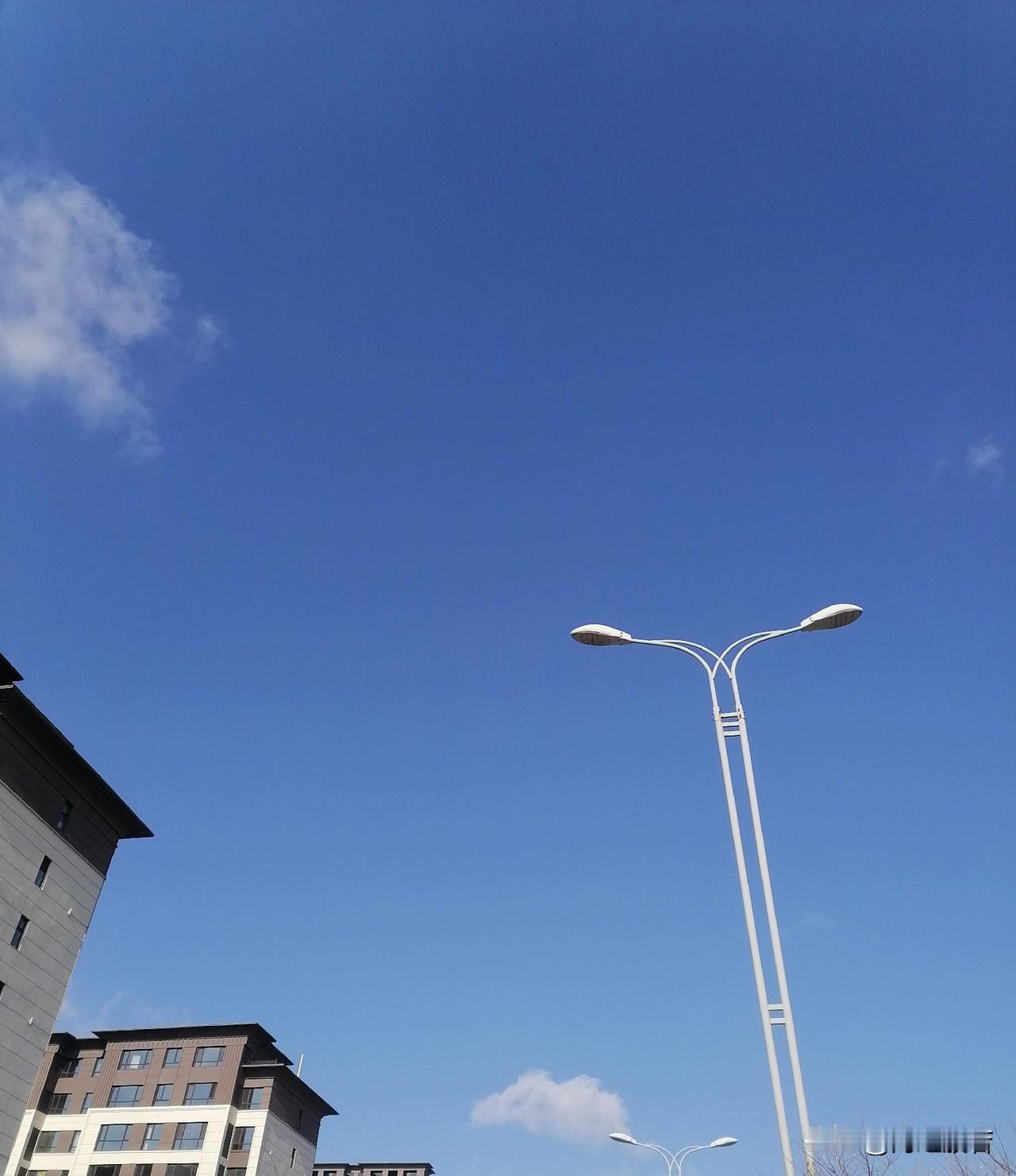 还记得人民币都长什么样吗？数字人民币也将慢慢普及了，纸质人民币就不常用了。如果记