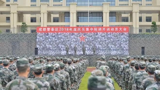 为何有些城市设警备区，有些是军分区？警备区是设在重要城市的军事机构，军分区则