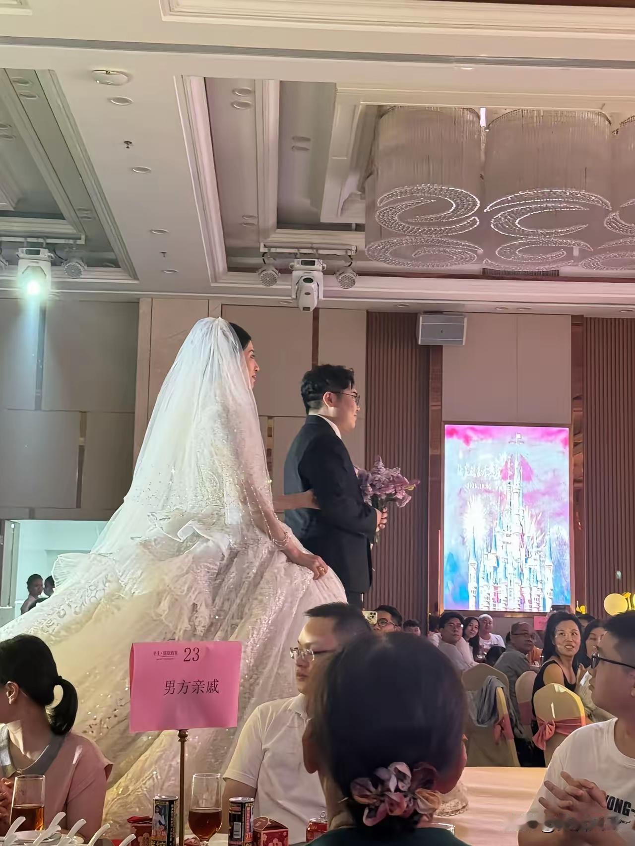 现在的男孩子都不知道在想什么:我姐妹的儿子都有38岁了，长得非常帅气，还没有谈女