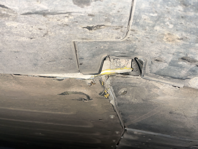 电池包外壳一角有轻微磕碰这种必须拆下来返厂检查才能确定是否需要维修吗，拆过电池