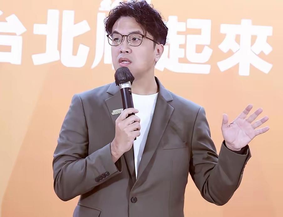 沈伯洋喊话：只要大陆不通缉我，当选后我愿意领台胞证去上海参加双城论坛！10月7日