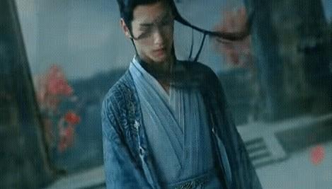 柳随风断臂换平安，江湖规矩就是狠柳随风误伤空性，少林武当要他拿命赔，他干脆自己