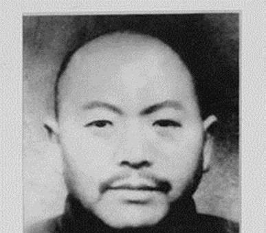 1951年，大汉奸黄标被判死刑，到了刑场，黄标却很不甘心：“我每个月给新四军送了
