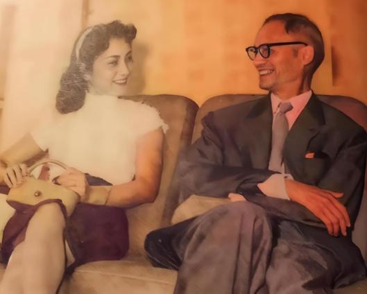 1961年，75岁的北大校长蒋梦麟邂逅53岁的徐贤乐，立刻被她迷得神魂颠倒。他不