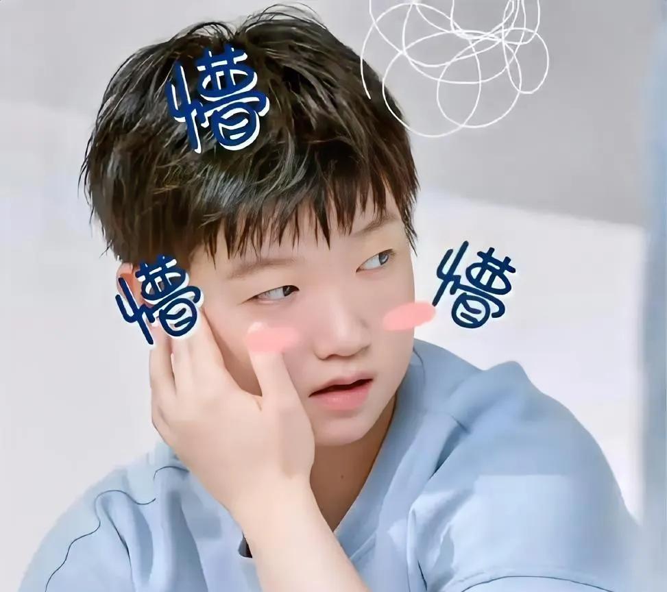 孙颖莎除了对打球和吃讲究，其他根本都不在乎，比如用毛巾擦完球台继续擦脸，裤