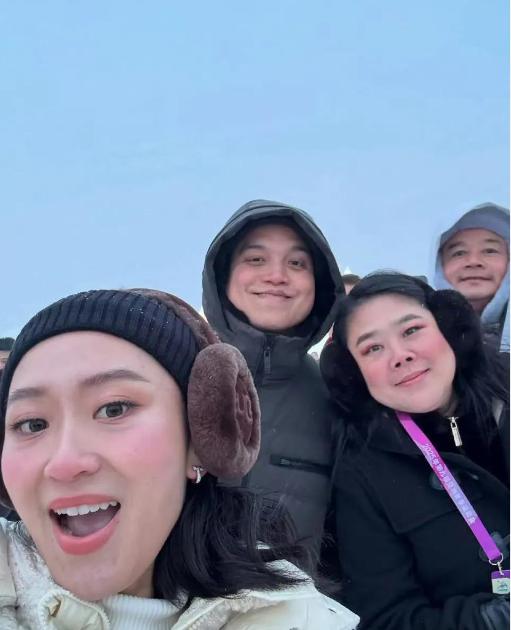 阿努廷这回恐怕真坐不住了！就在泰国政局再度升温的关键节点，西那瓦家族突然集体现身