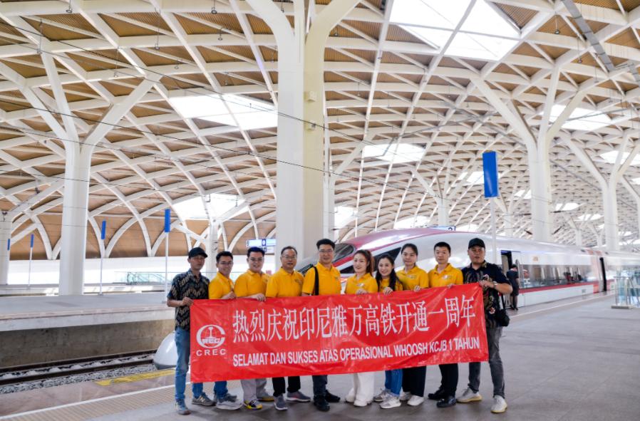 雅万高铁一票难求，印尼希望延长5倍，我国为啥不接这订单？原因其实很简单： 雅