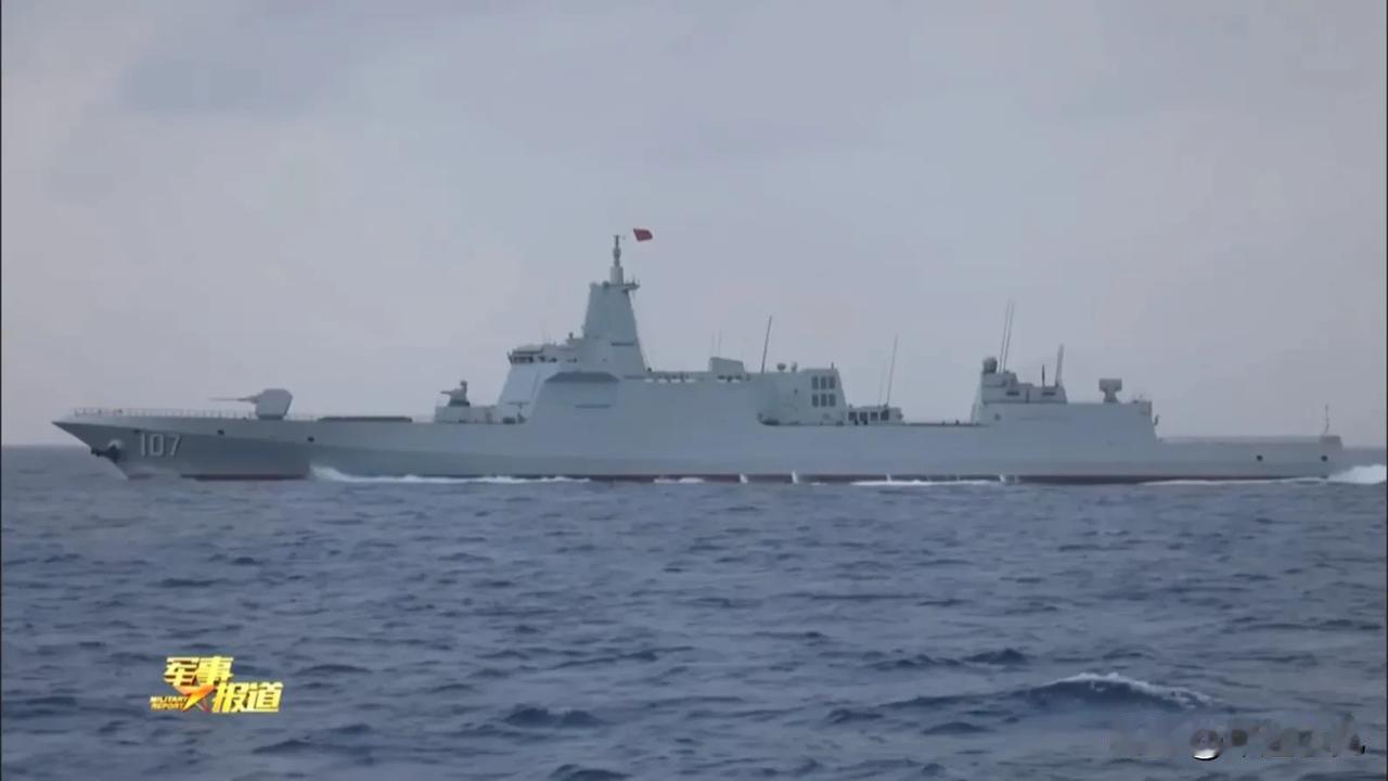央媒解开谜底了！055大驱高速航行拉爆美军舰，美舰断电4天原因终于找到了……
