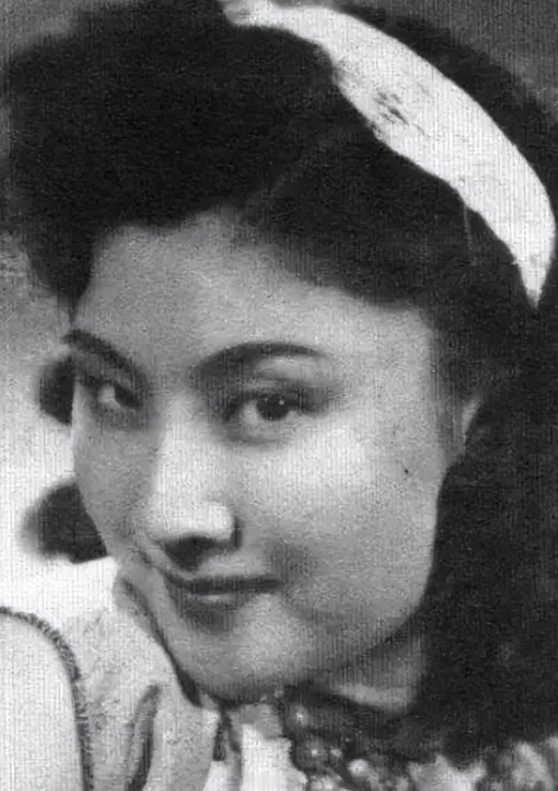 1966年，“京剧皇后”言慧珠自缢前，她拉着11岁的儿子跪在丈夫俞振飞面前，嘱托