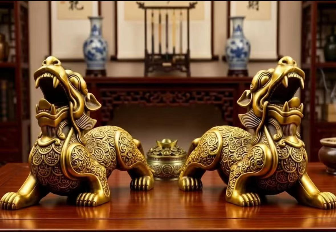 老肖漫谈初心易学不少人请回风水摆件后，随意在家中各处摆放，实则是一大误区。风水
