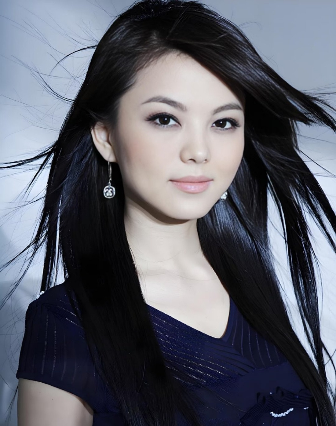 李湘气得把瘦瘦的照片翻出来了，姐姐瘦的时候也是女神级别的​​​