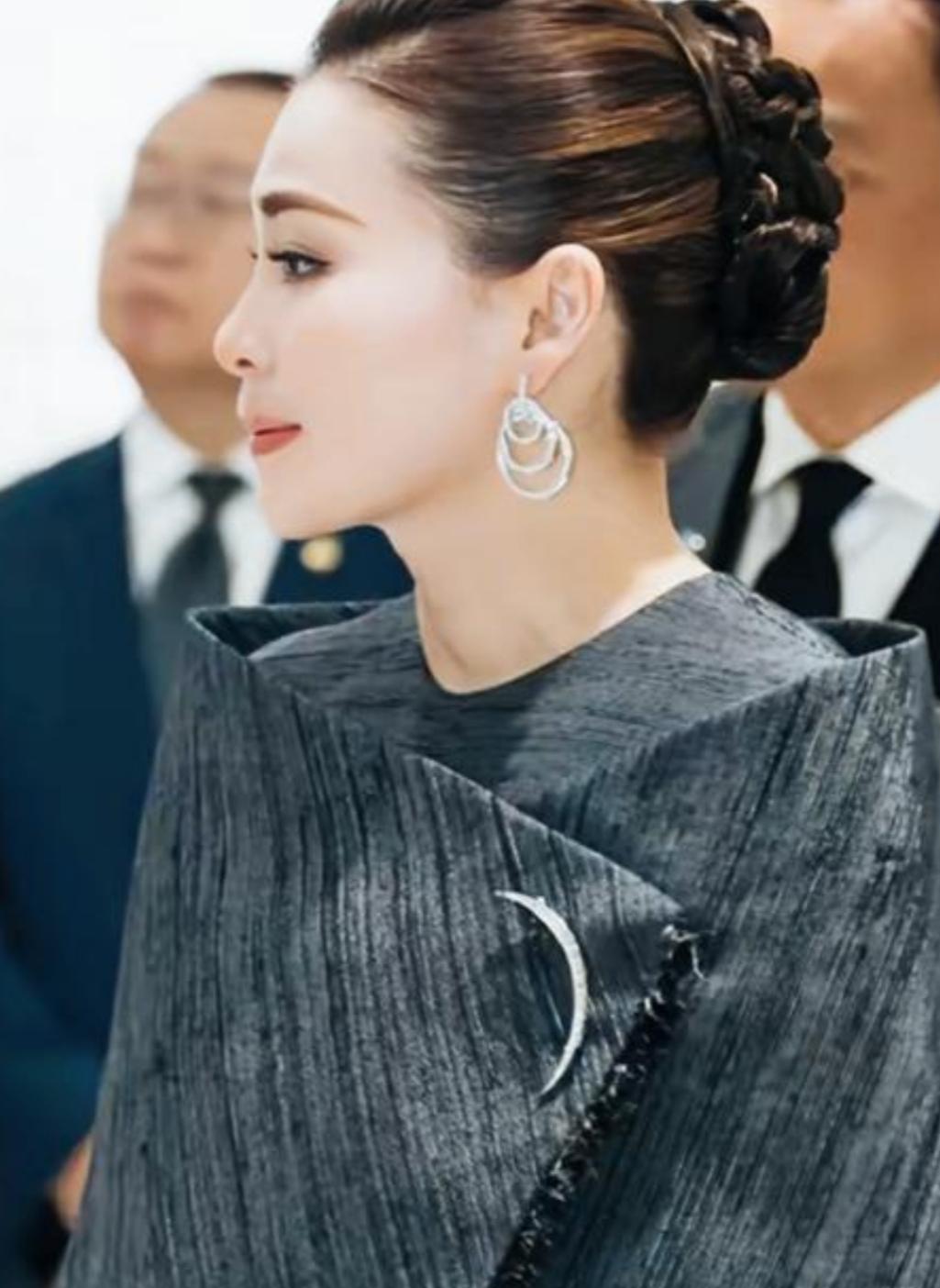 苏提达和西拉米两人谁的颜值更漂亮呢？两人的颜值是不是在伯仲之间啊？谁更代表了