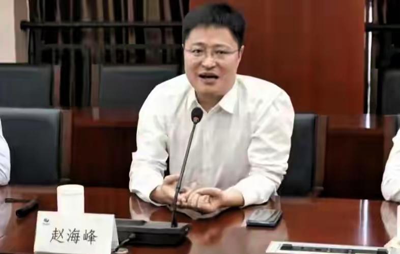 杭州这起酒局的调查结果出来了。涉事的企业高管和公职人员，在KTV对姑娘实施强制