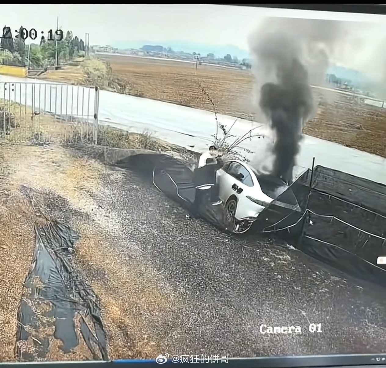 东风奕派007起火的事件回应了，重点不是“自证清白”，而是降温、定调、控节奏，官