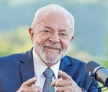 巴西总统卢拉太幽默了，针对特朗普近日单方面对巴西加征关税，这位总统幽默的说：我一