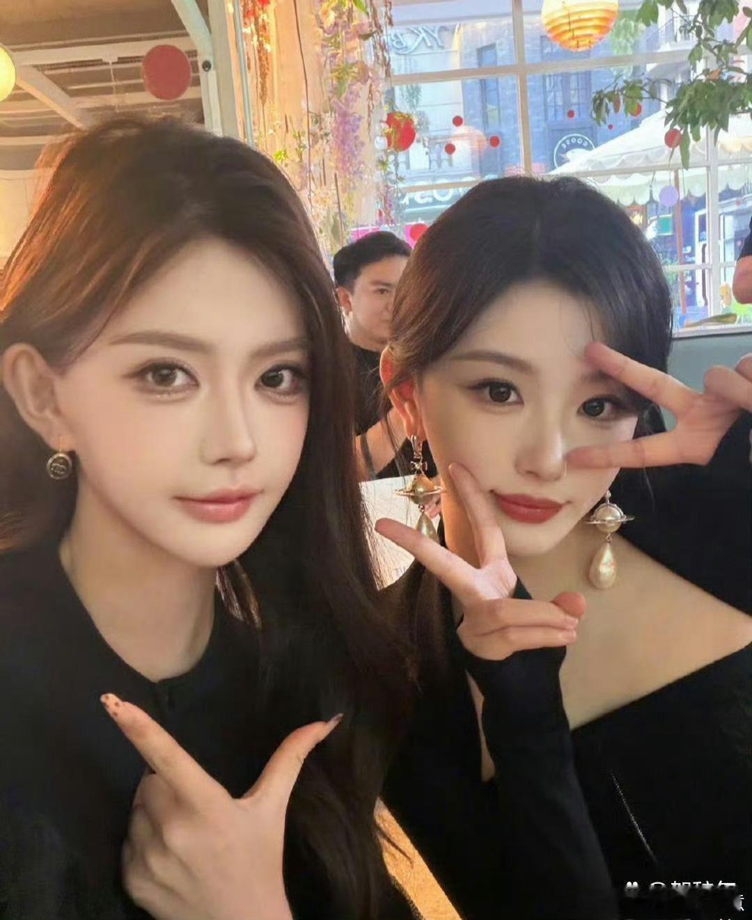 孔雪儿确实比‍韩安冉‌漂亮，﻿明星和网红还是有壁的！！​​​