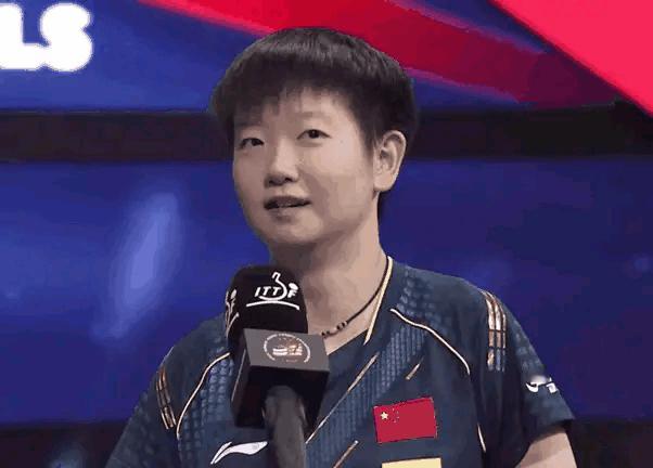 夸夸夸夸孙颖莎巴赫夸她最伟大事是证明真不假球技天下数第一心灵亮得比灯塔