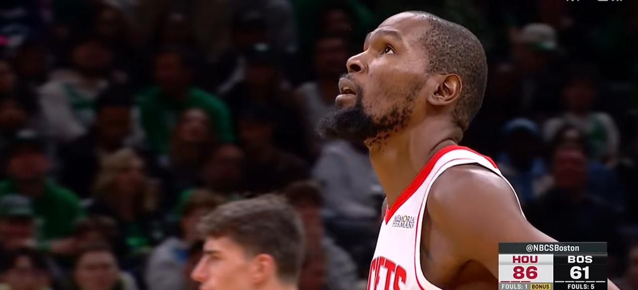 虽然篮球打的是团队精神，但是通过火箭与凯尔特人的比赛可以看出，38岁的老将杜兰特