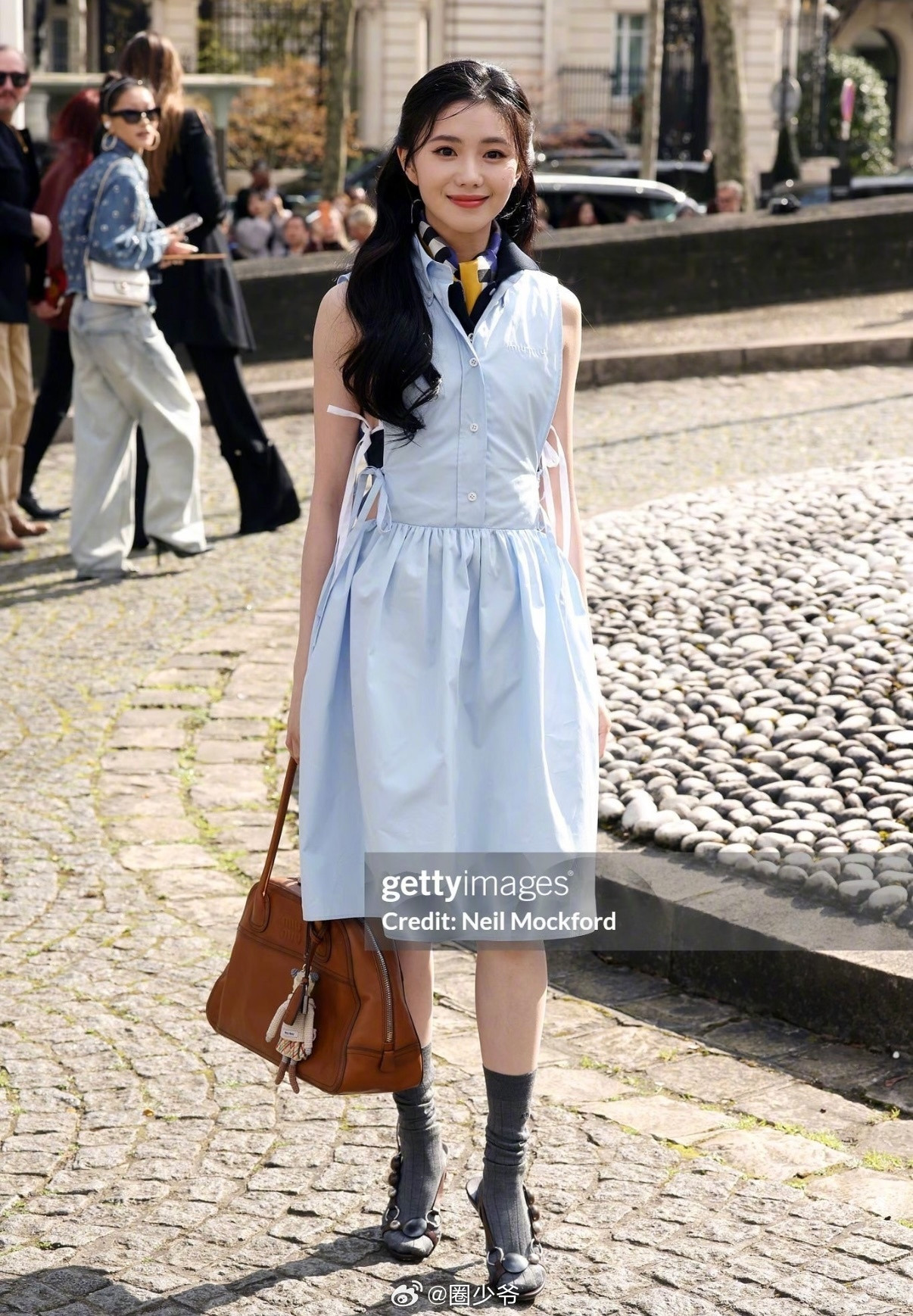 存儿就是女娲对“少女”这个命题的模版答案….