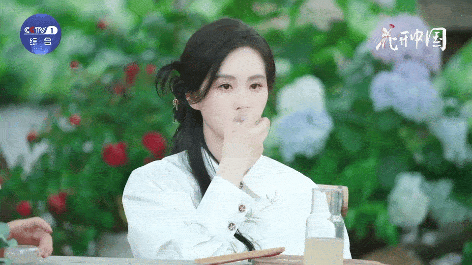 刘诗诗好适合田园生活，娴静气质upup​​​