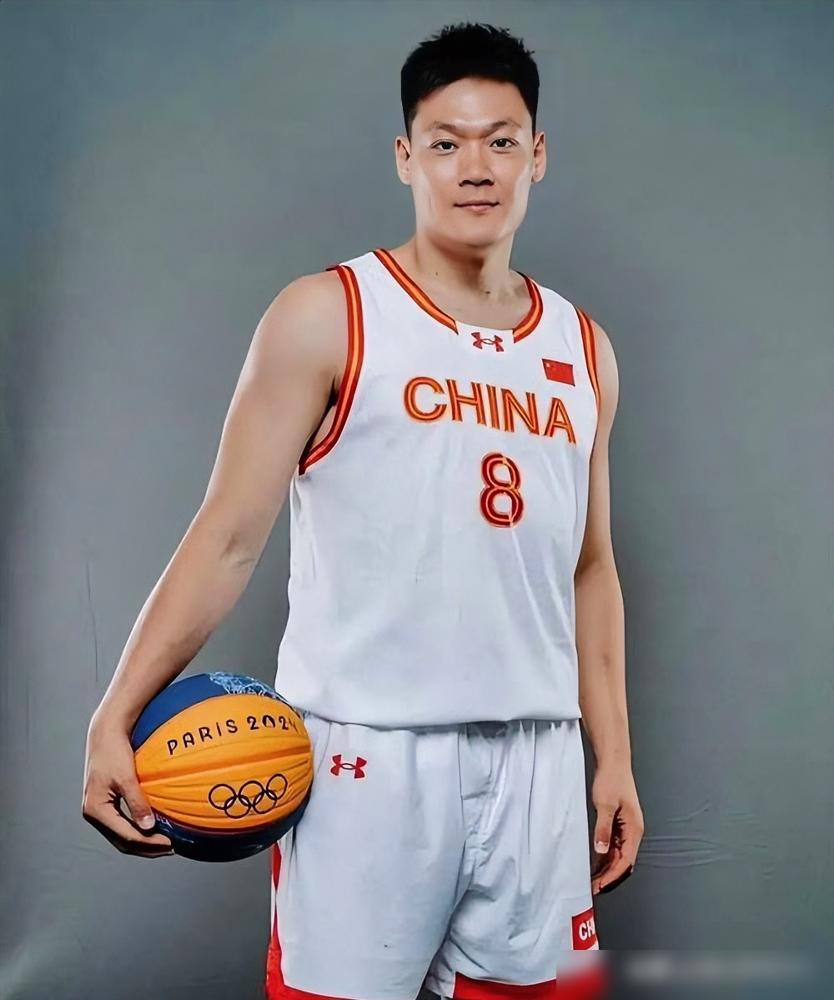 张宁估计翻来覆去都睡不着他想破脑袋都想不明白为什么自己每次都能进国家队集训